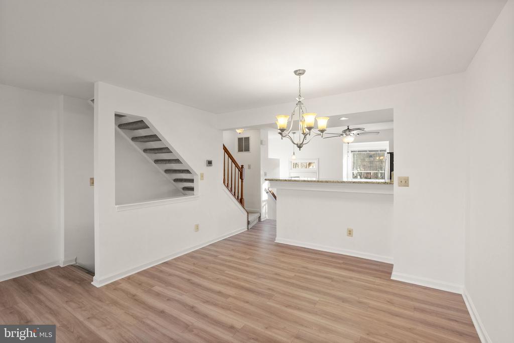 6593 SKYLEMAR TRAIL