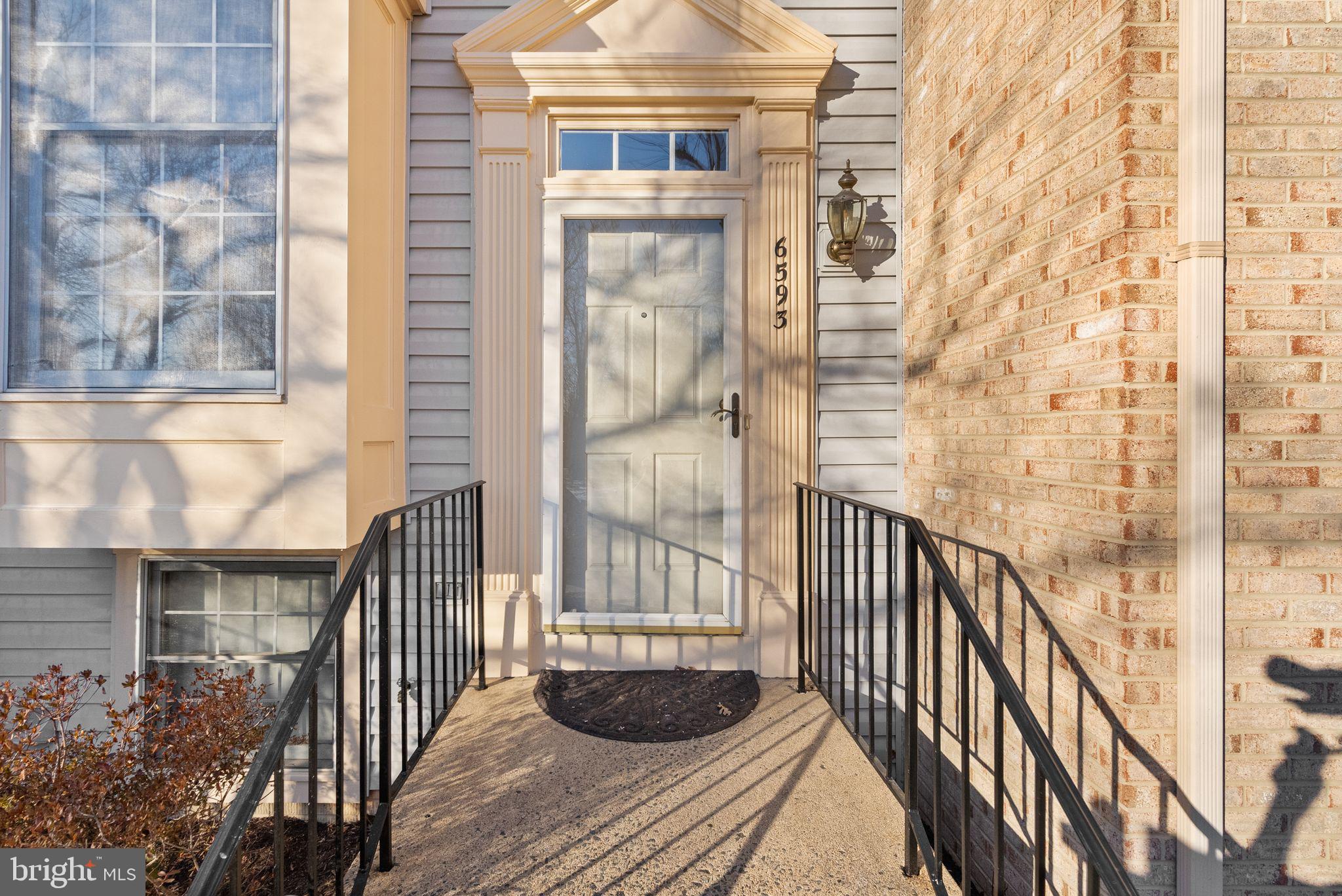 6593 SKYLEMAR TRAIL
