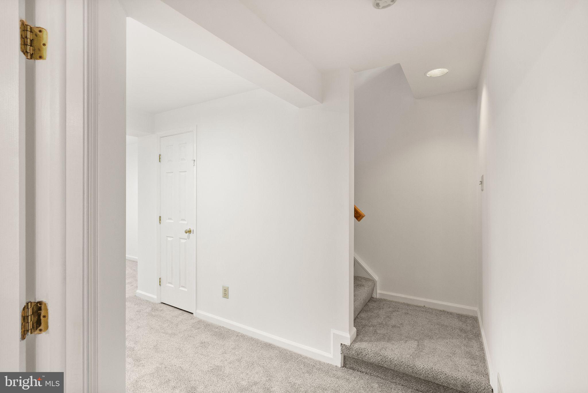 6593 SKYLEMAR TRAIL
