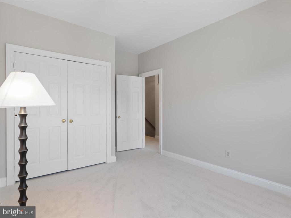 1314 Sundial Dr