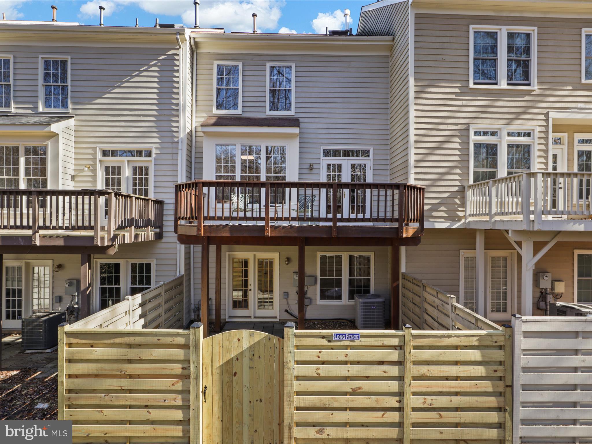 1314 Sundial Dr