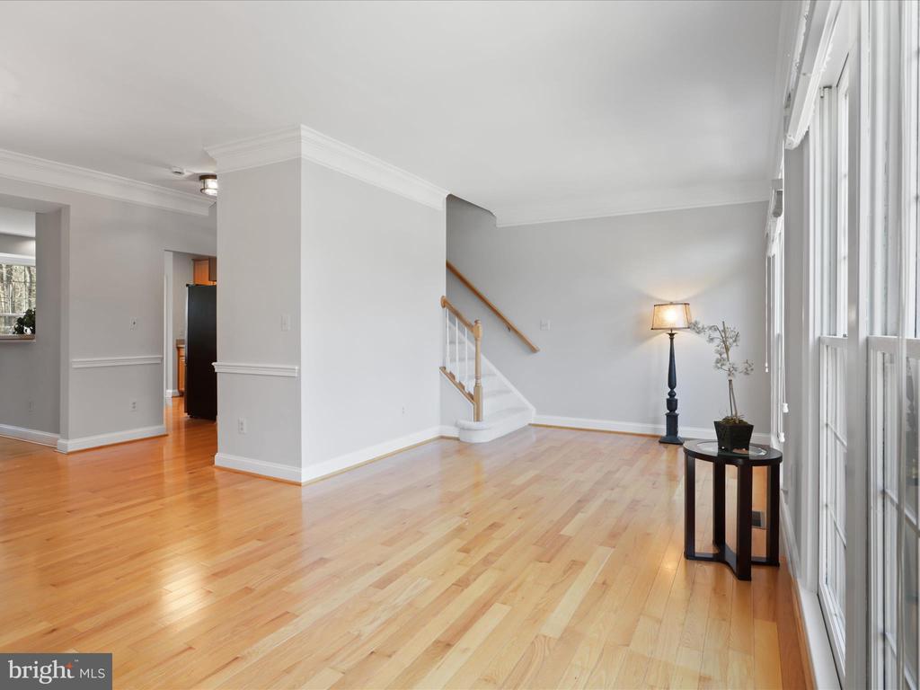1314 Sundial Dr