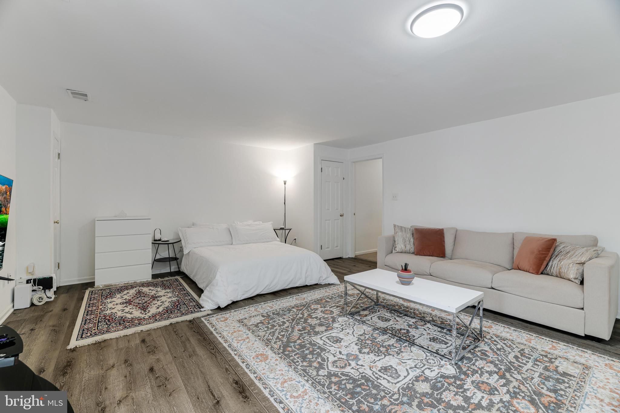 8813 Winding Hollow Way