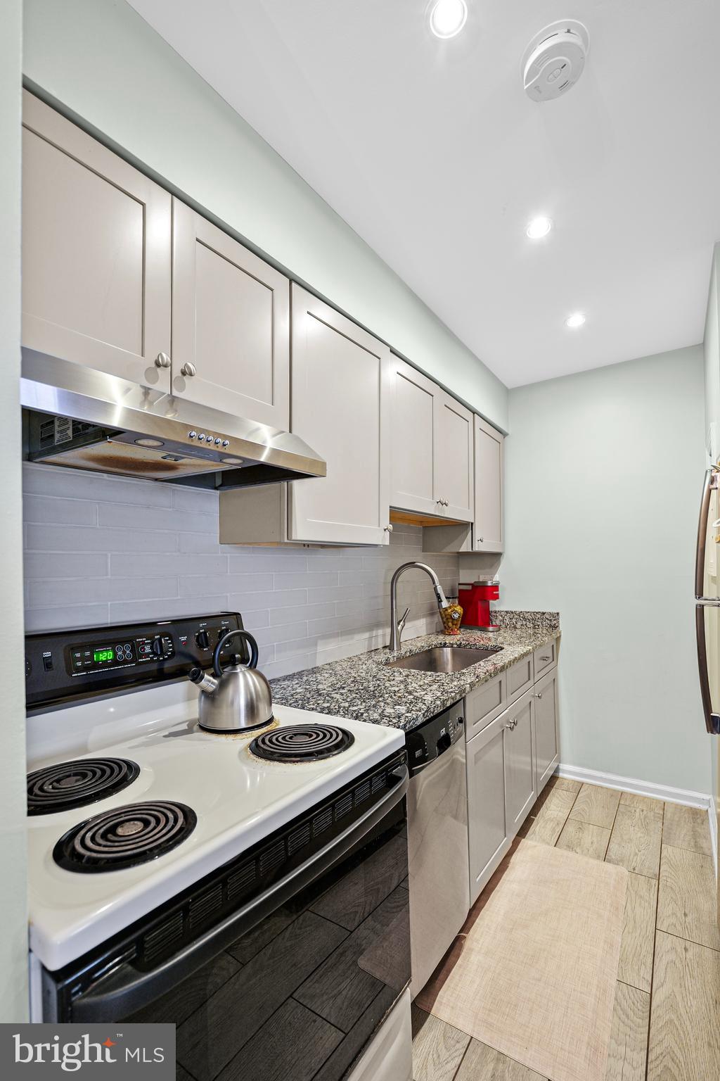 8114-K Colony Point Rd #243