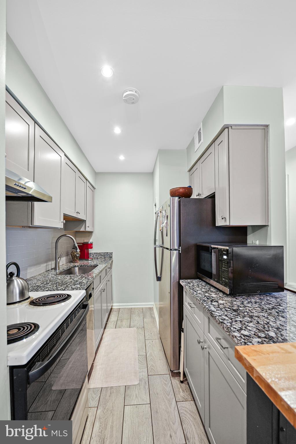 8114-K Colony Point Rd #243