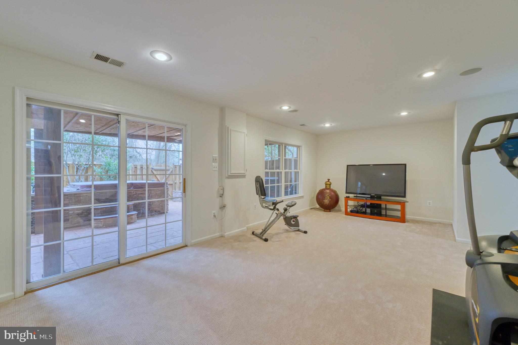 130 Herndon Mill Cir