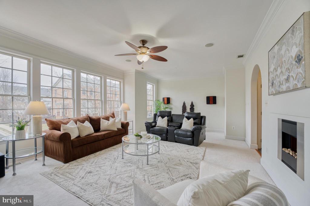 130 Herndon Mill Cir