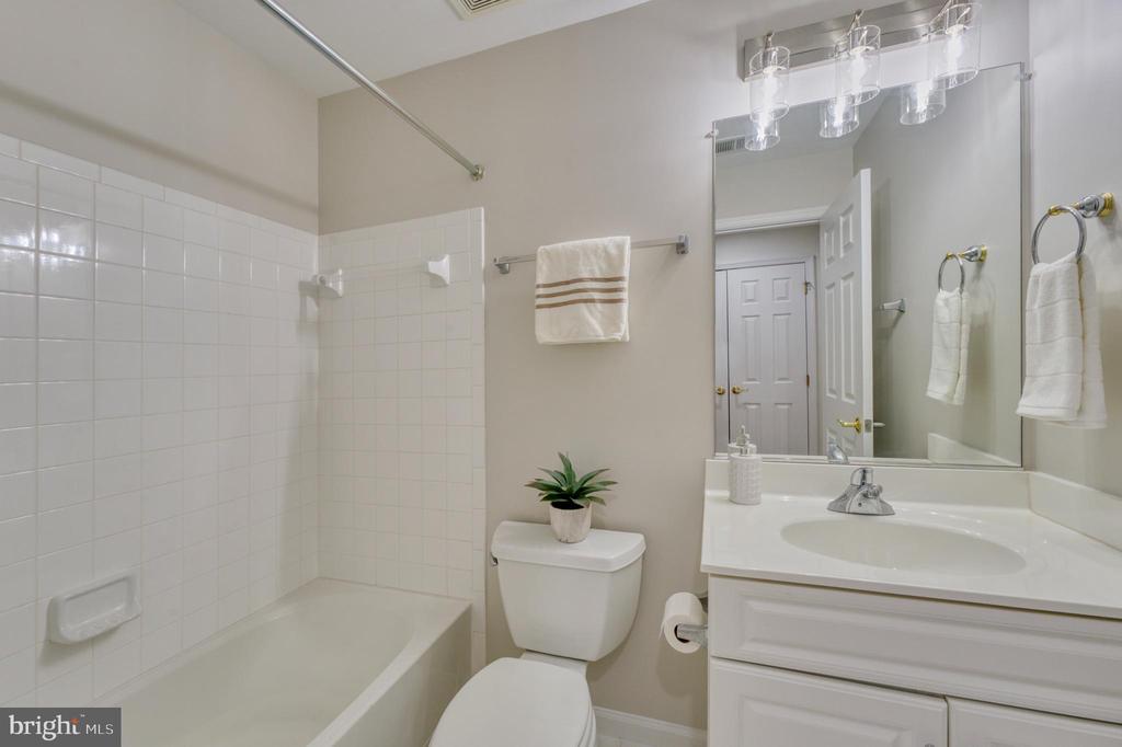 130 Herndon Mill Cir