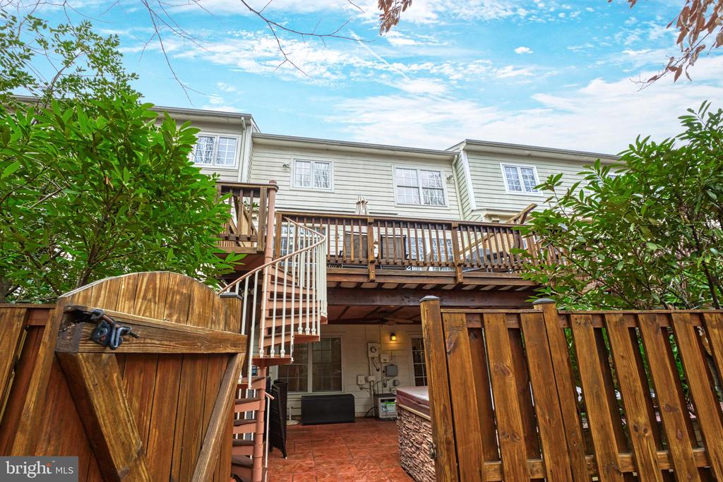 130 Herndon Mill Cir