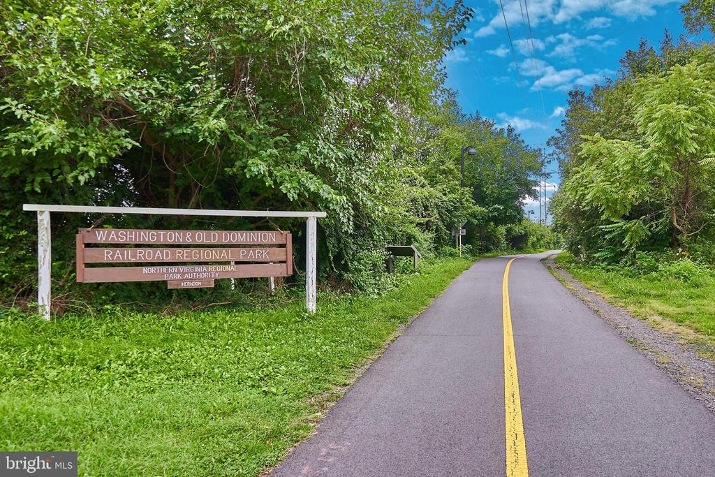 130 Herndon Mill Cir