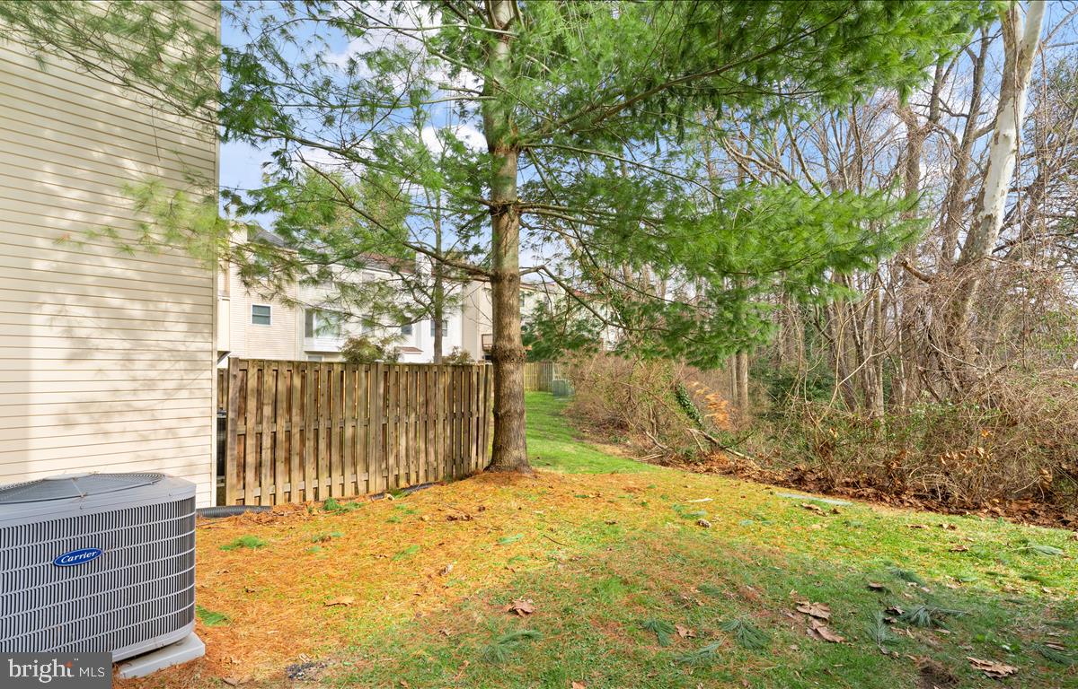 9039 PINEY GROVE DR