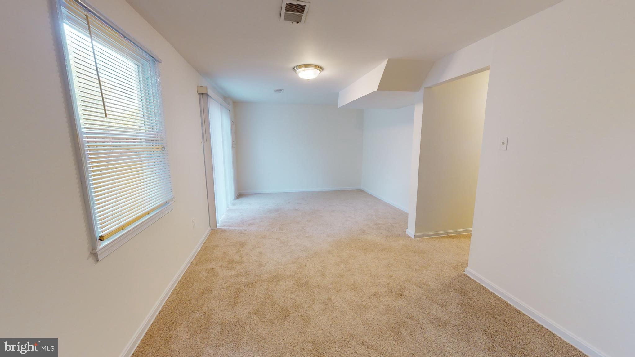 9039 PINEY GROVE DR