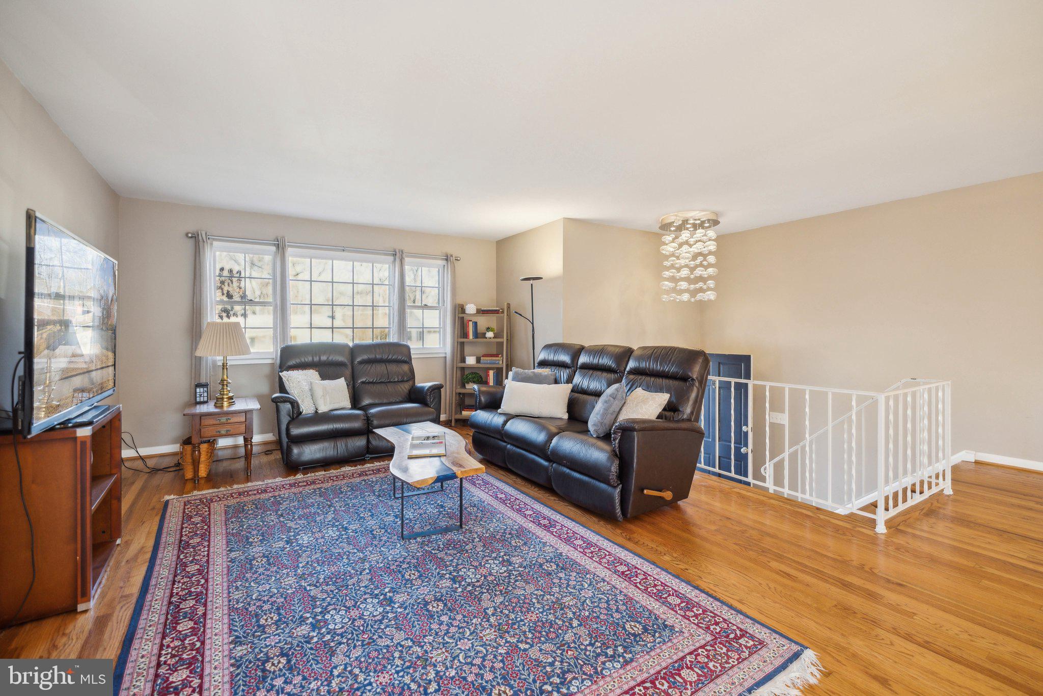 3107 Little Creek Ln