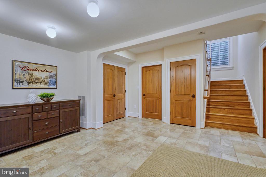 504 Druid Hill Rd NE