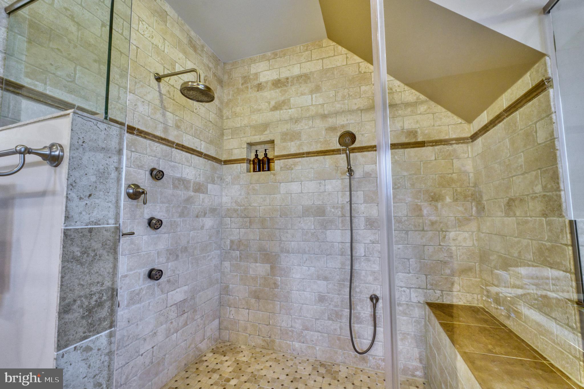 504 Druid Hill Rd NE