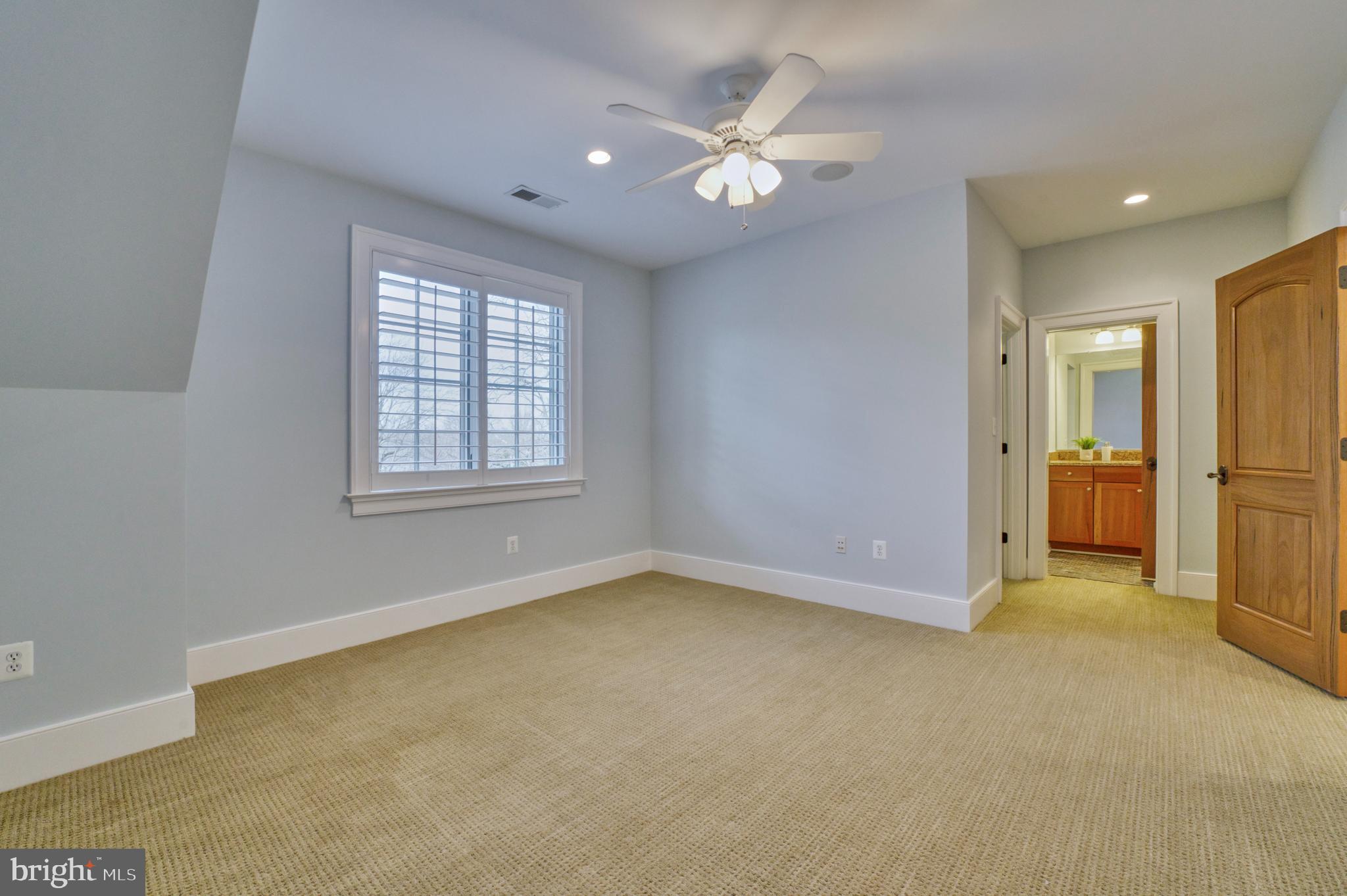 504 Druid Hill Rd NE