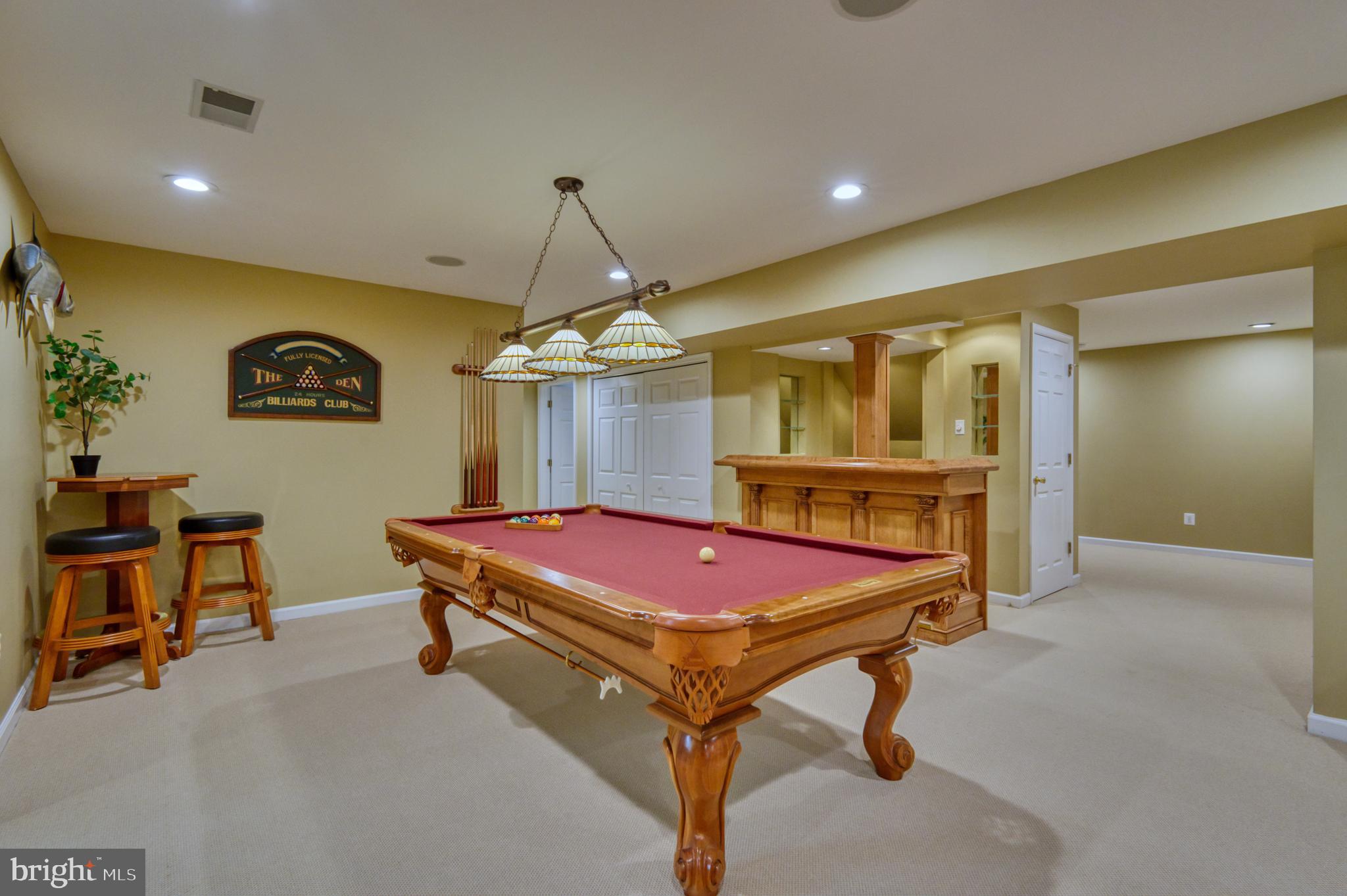 12715 Fox Woods Dr