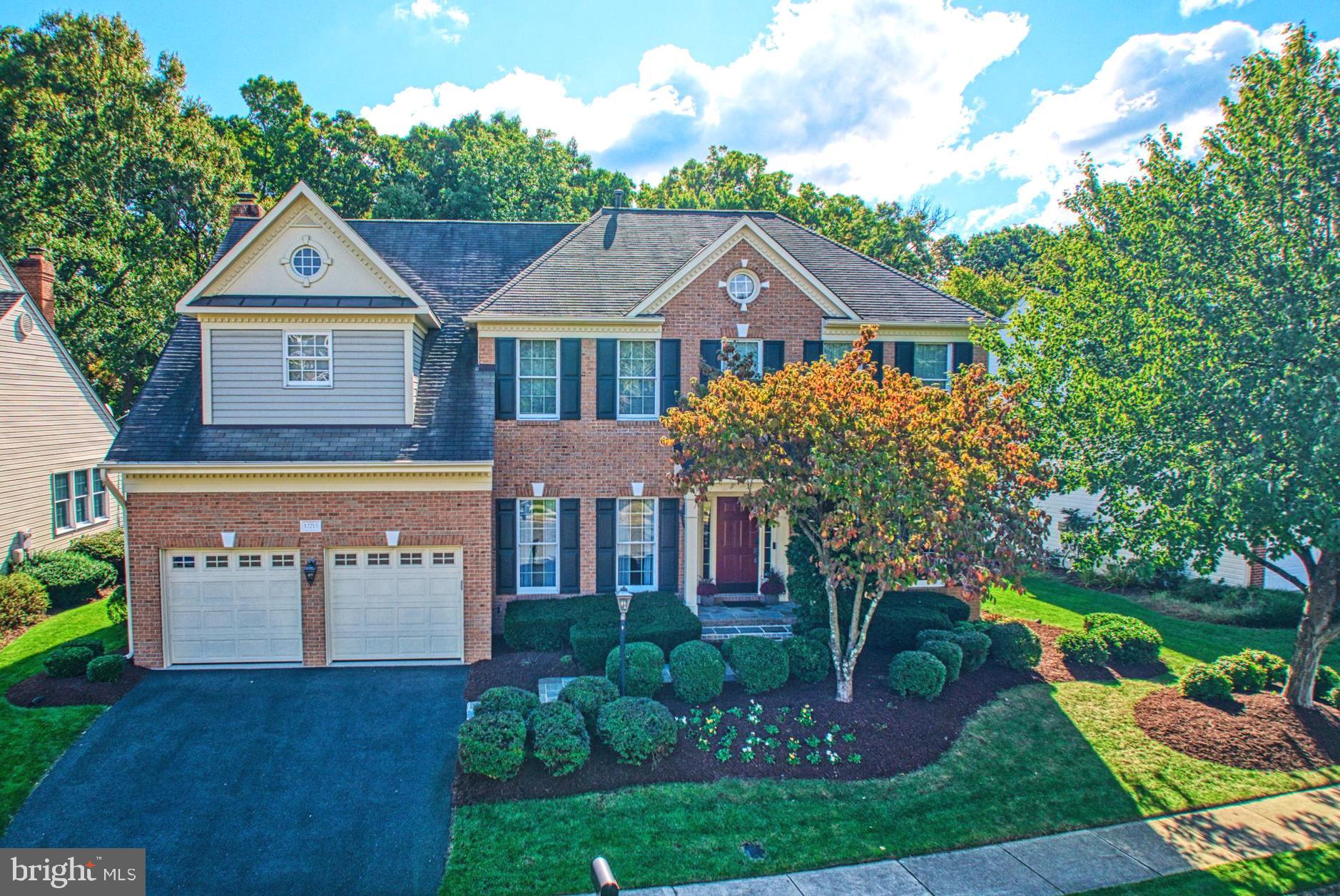 12715 Fox Woods Dr