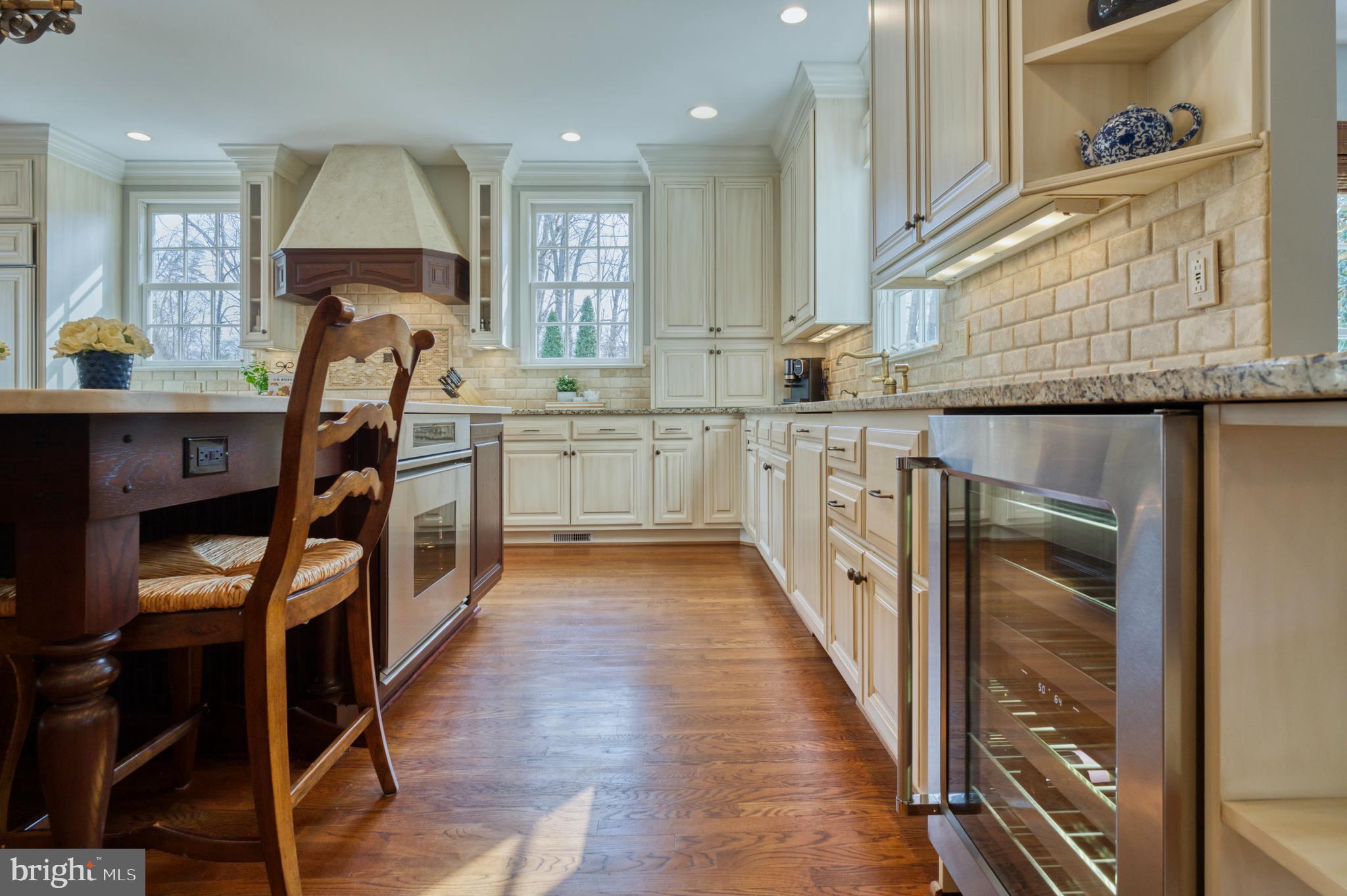 12715 Fox Woods Dr