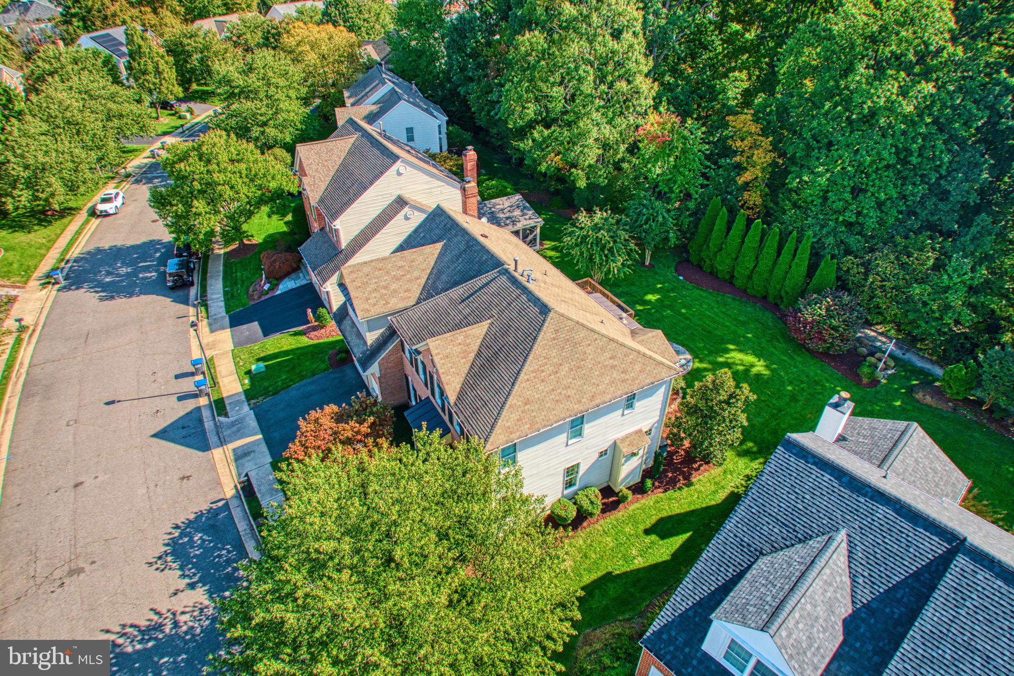 12715 Fox Woods Dr