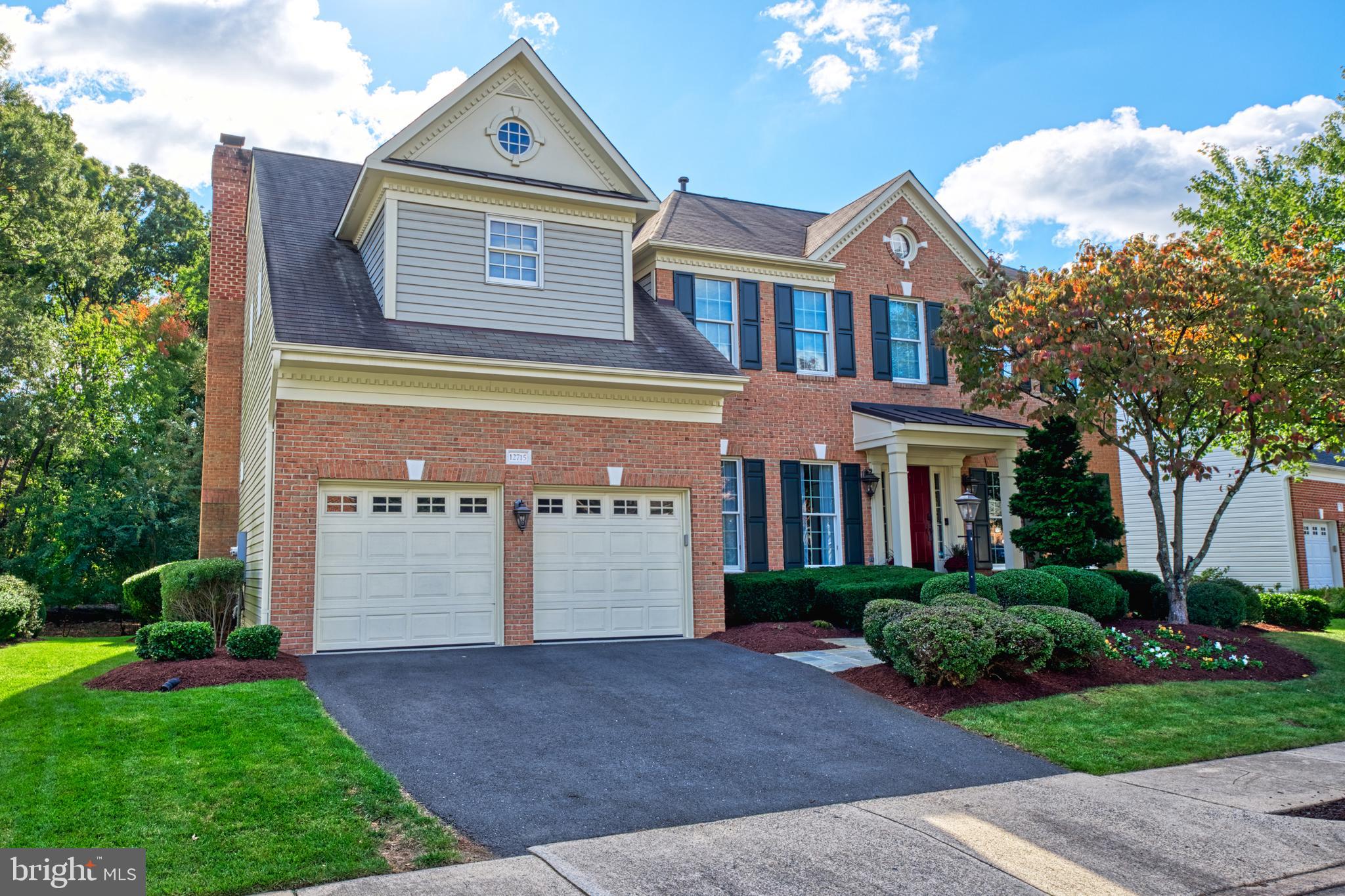12715 Fox Woods Dr