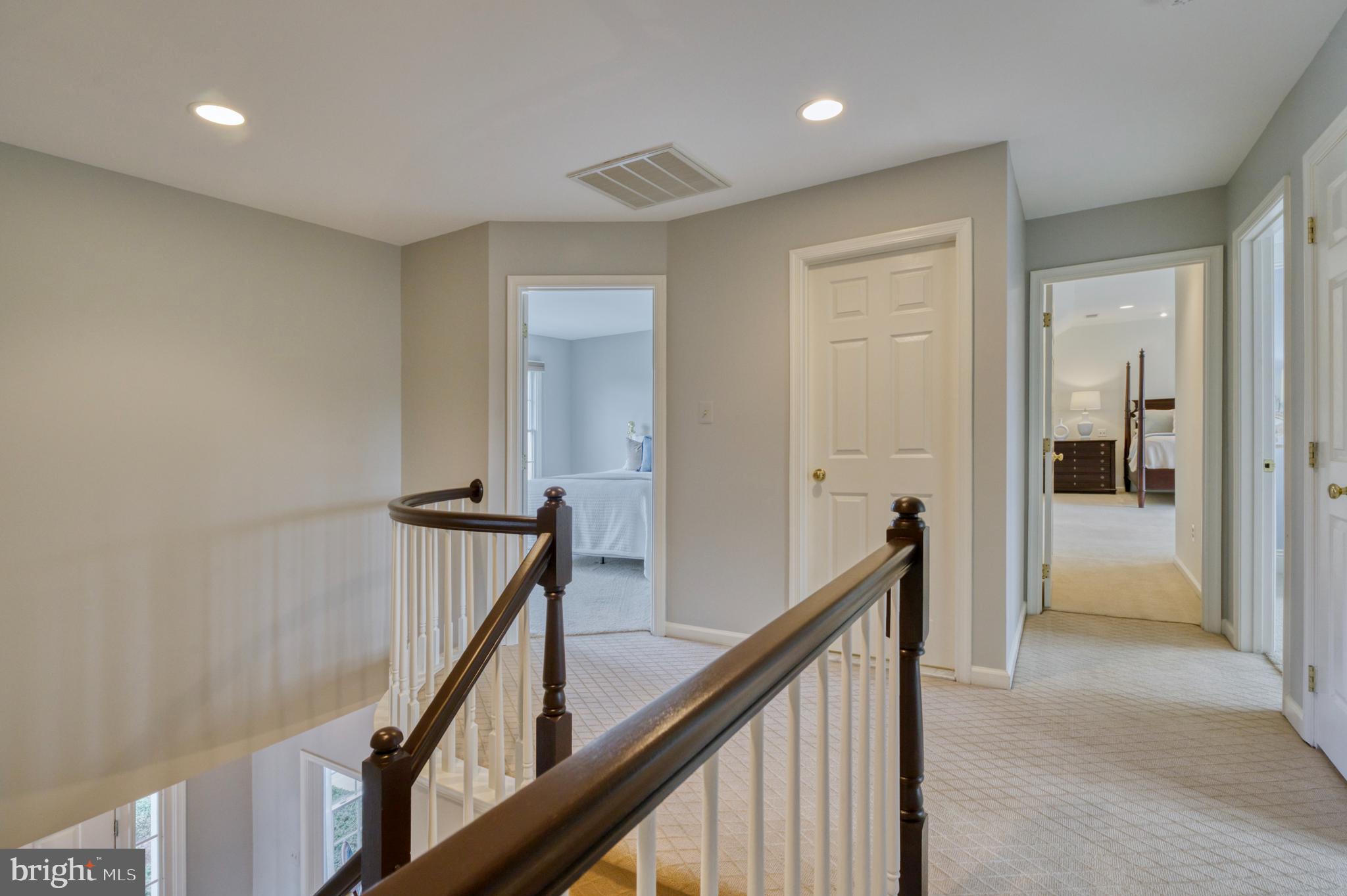 12715 Fox Woods Dr