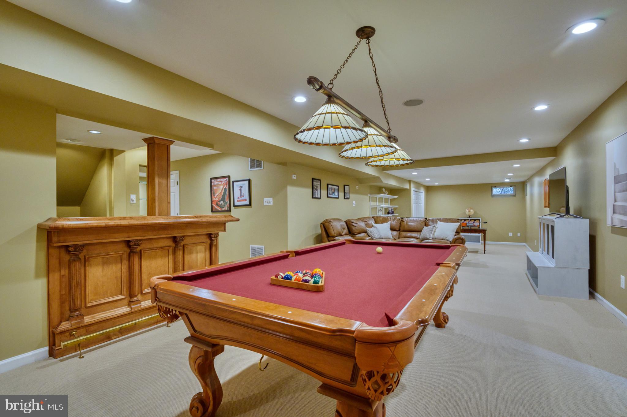12715 Fox Woods Dr