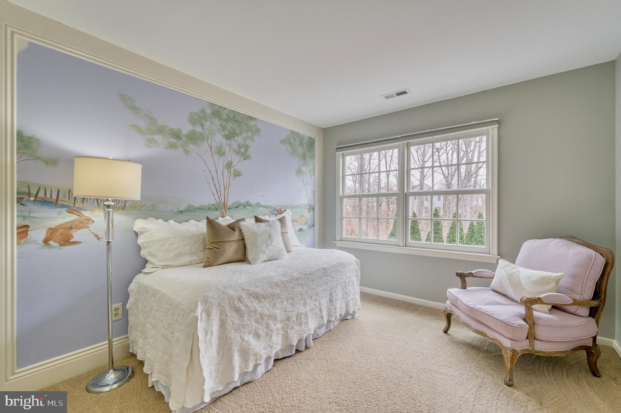 12715 Fox Woods Dr