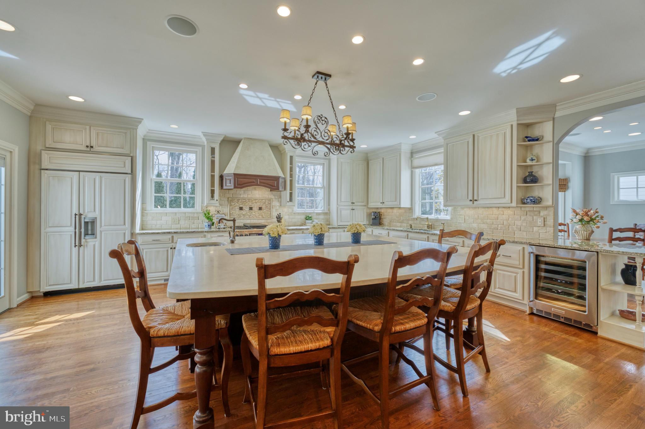 12715 Fox Woods Dr