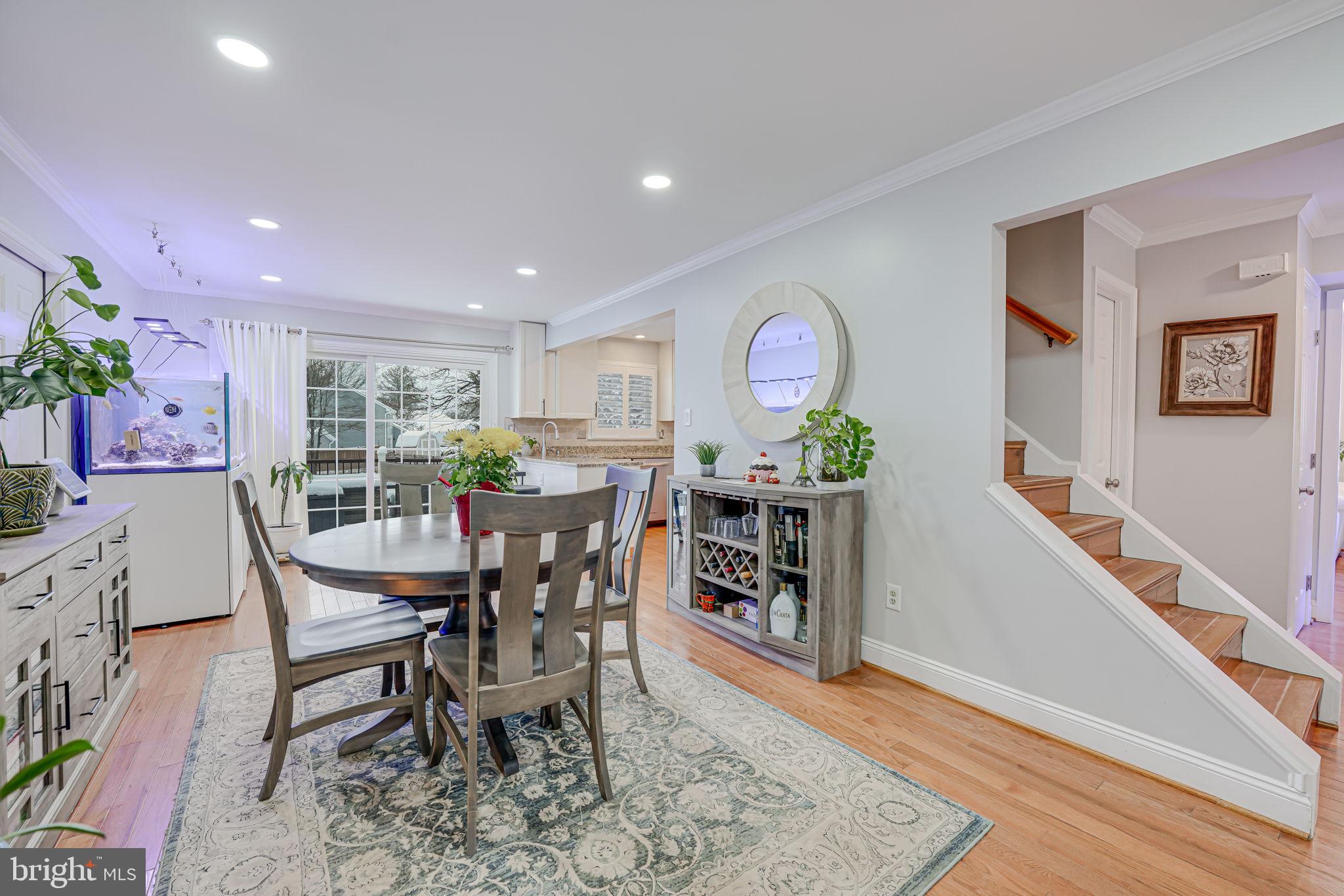5440 Clubside Ln