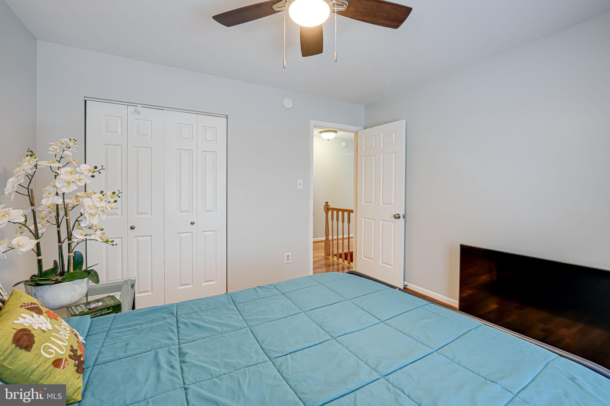5440 Clubside Ln