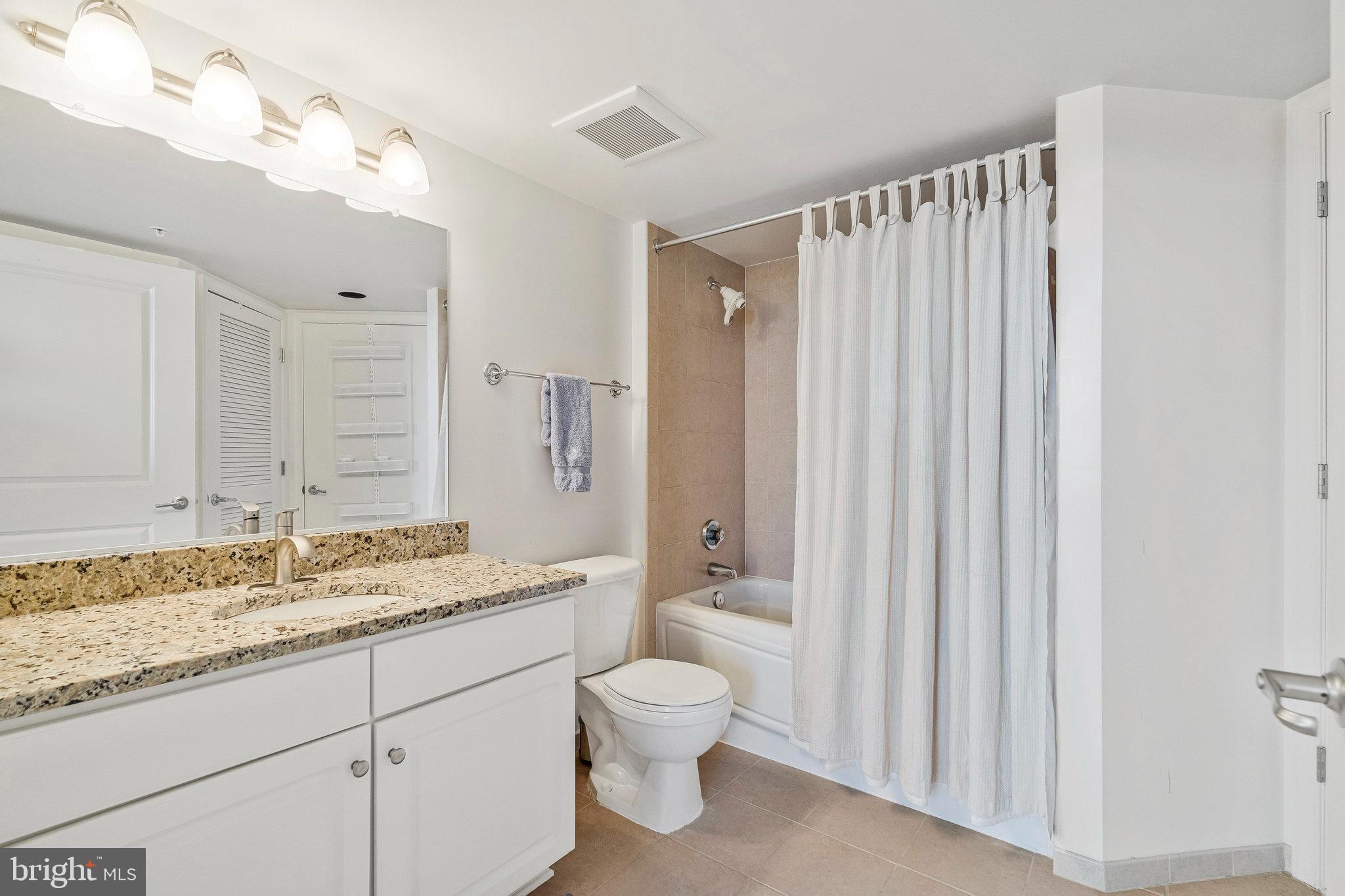 11800 SUNSET HILLS ROAD 522