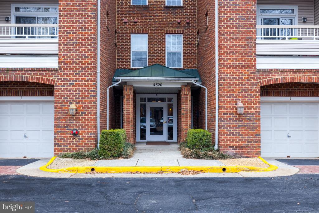 4320-B Cannon Ridge Ct #49