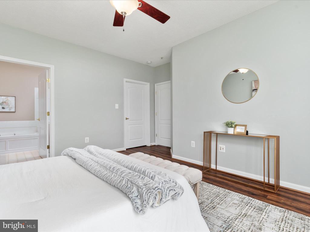 12165 Abington Hall Pl #203