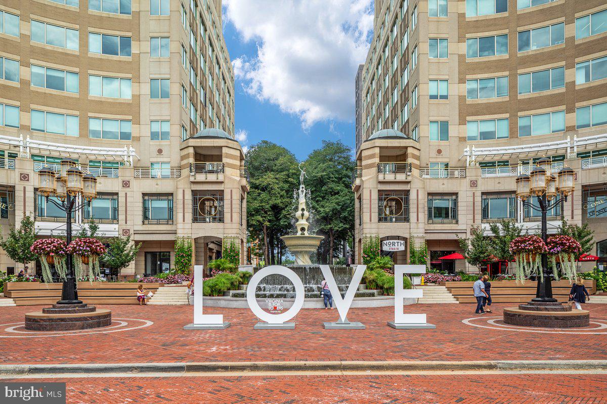 12165 Abington Hall Pl #203