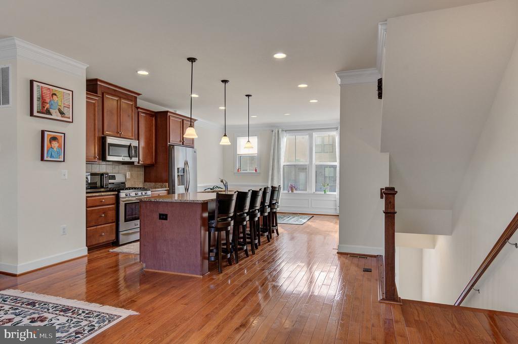 3687 AMBROSE HILLS RD