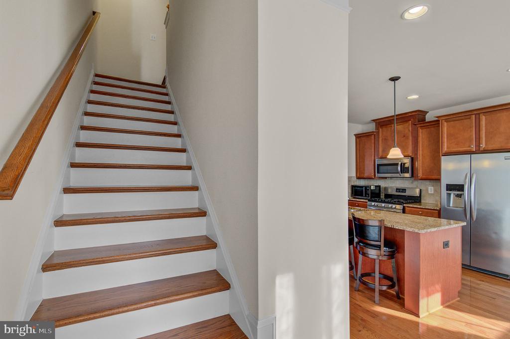 3687 AMBROSE HILLS RD