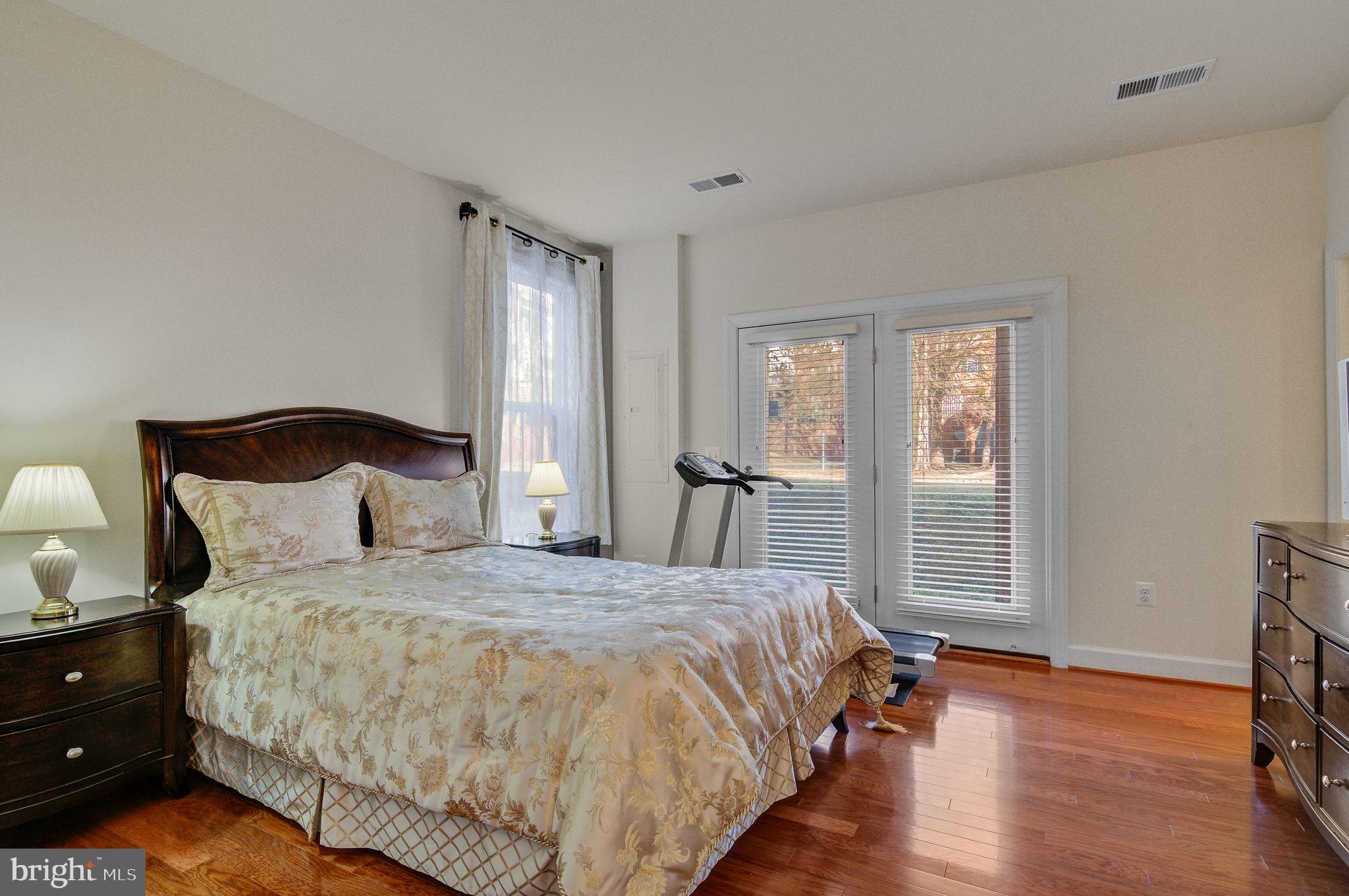 3687 AMBROSE HILLS RD