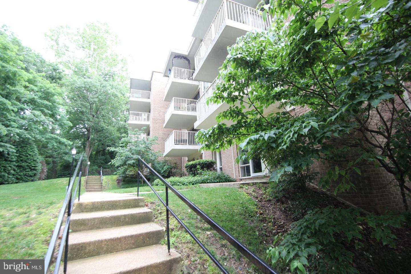 2607 Redcoat Dr #251