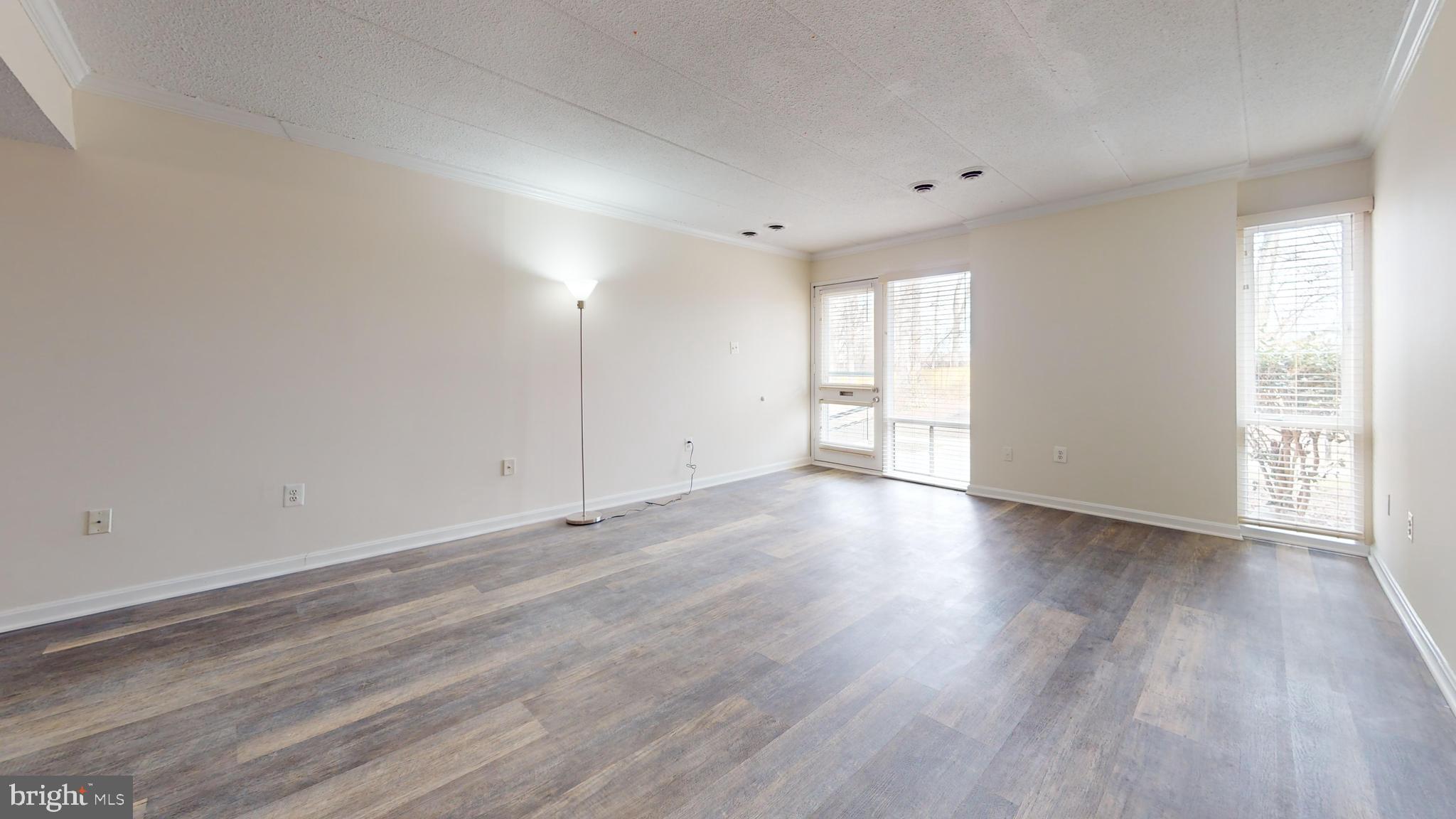 2607 Redcoat Dr #251
