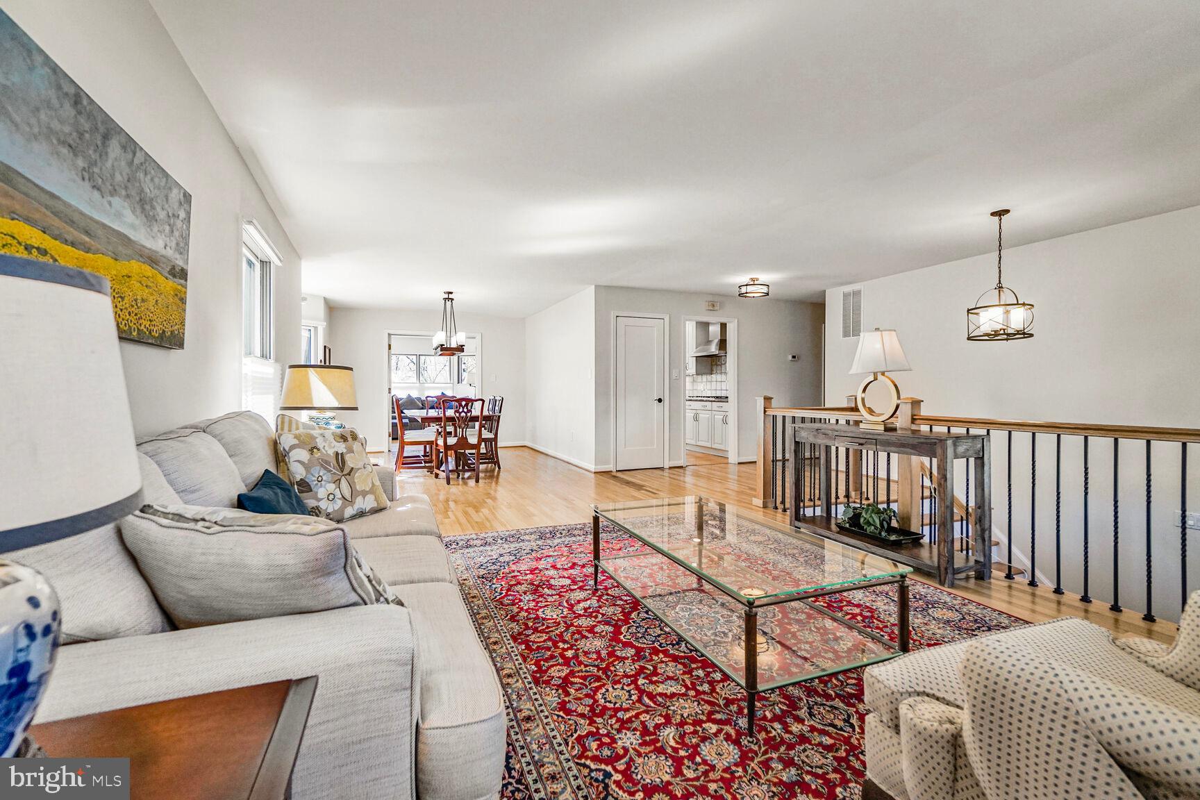 2010 POWHATAN STREET