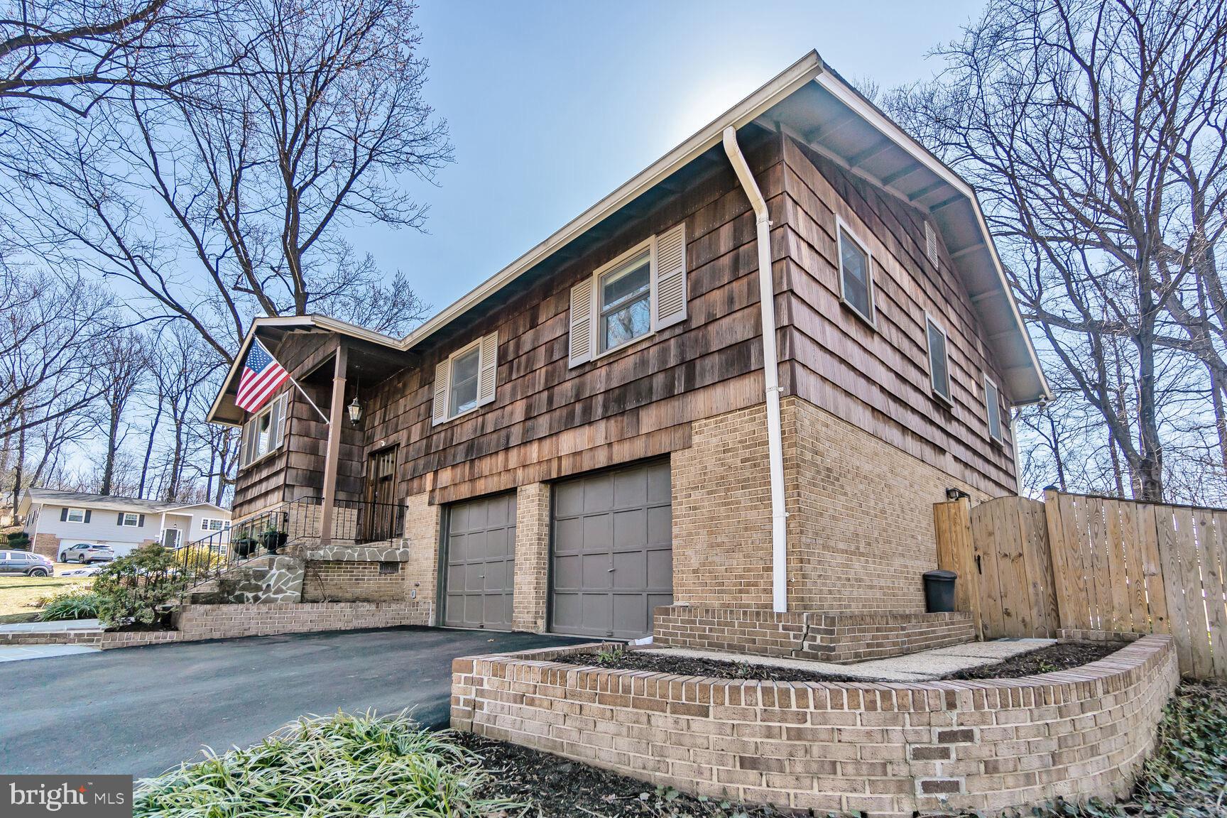 2010 POWHATAN STREET