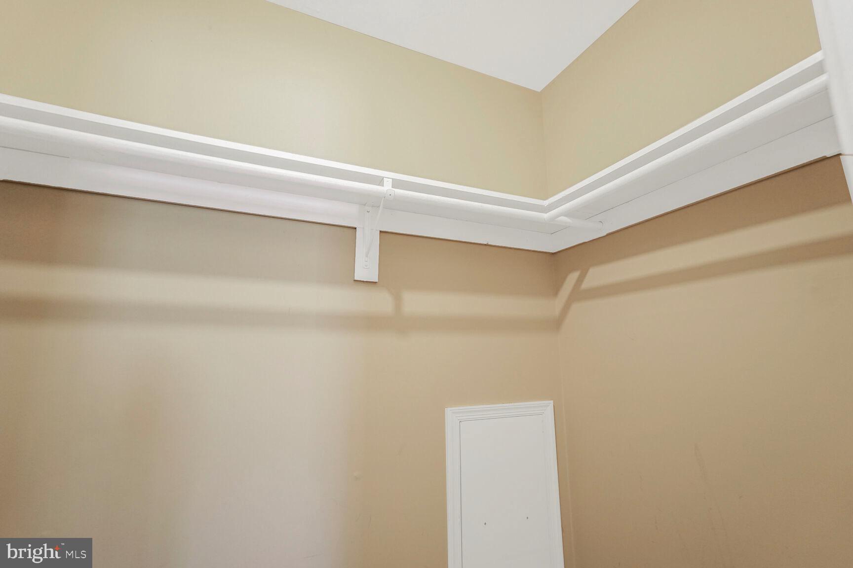 2010 POWHATAN STREET