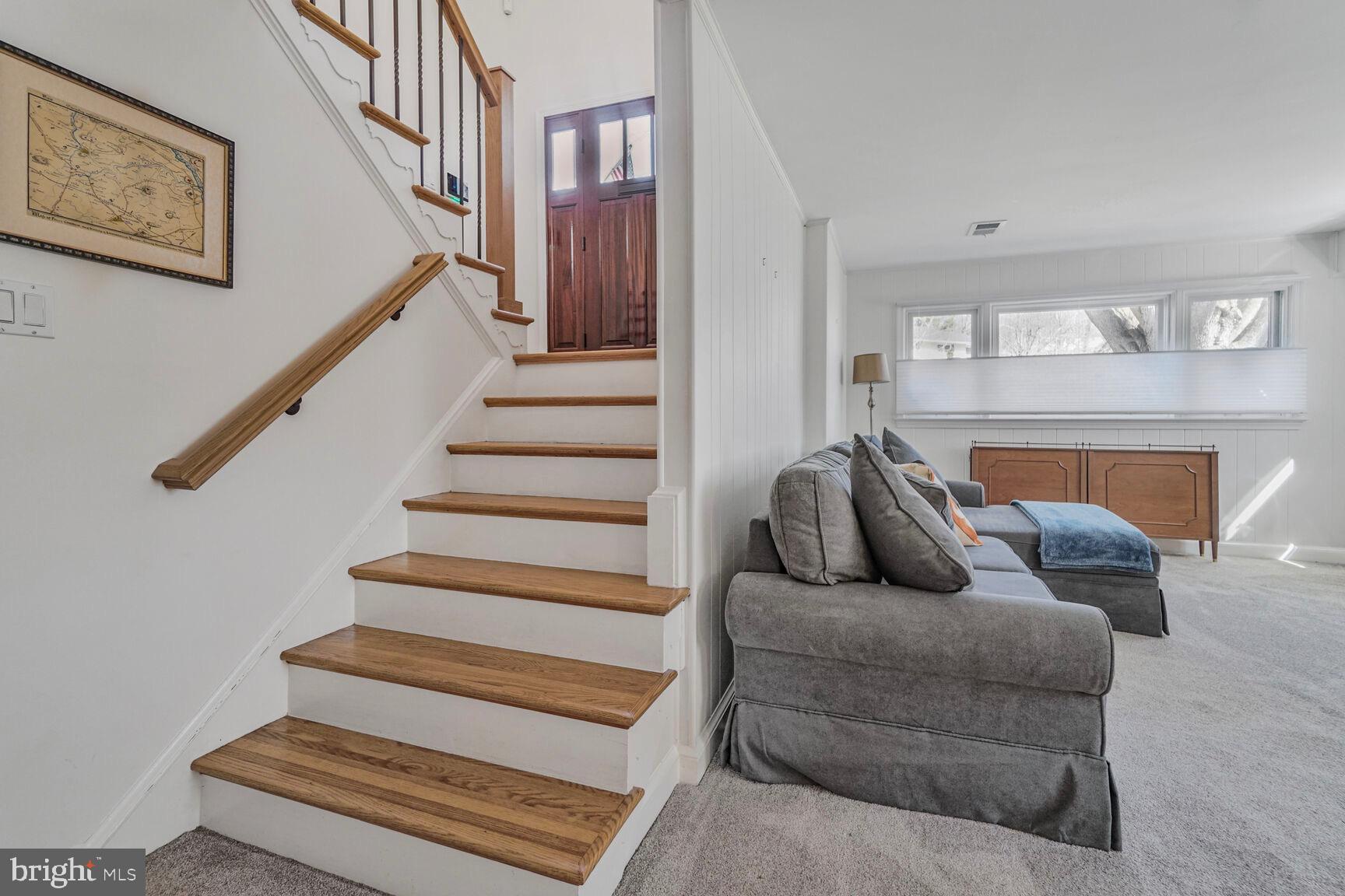 2010 POWHATAN STREET