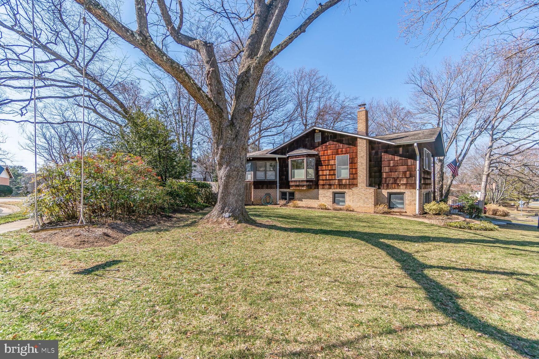 2010 POWHATAN STREET