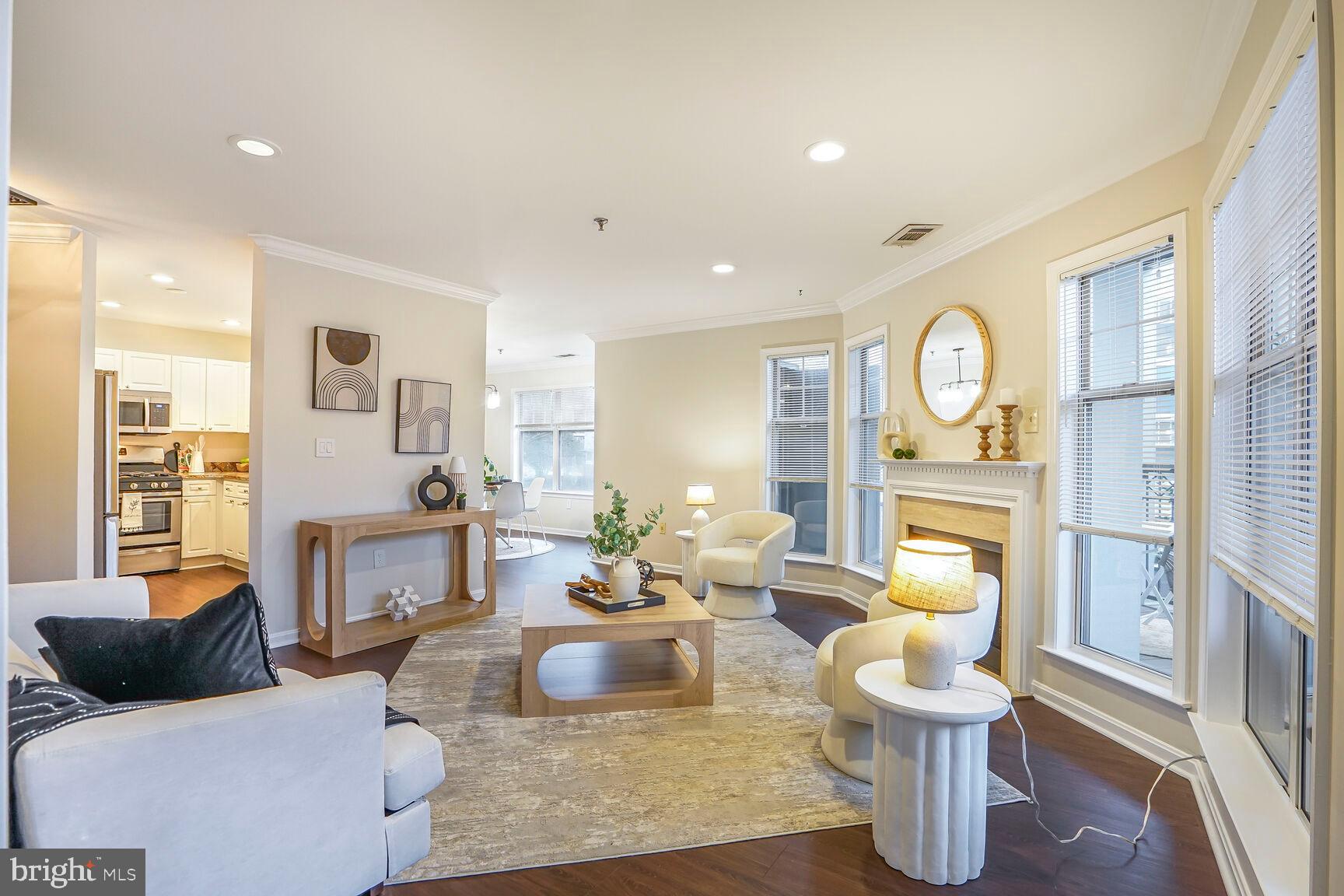 5575 Seminary Rd #213
