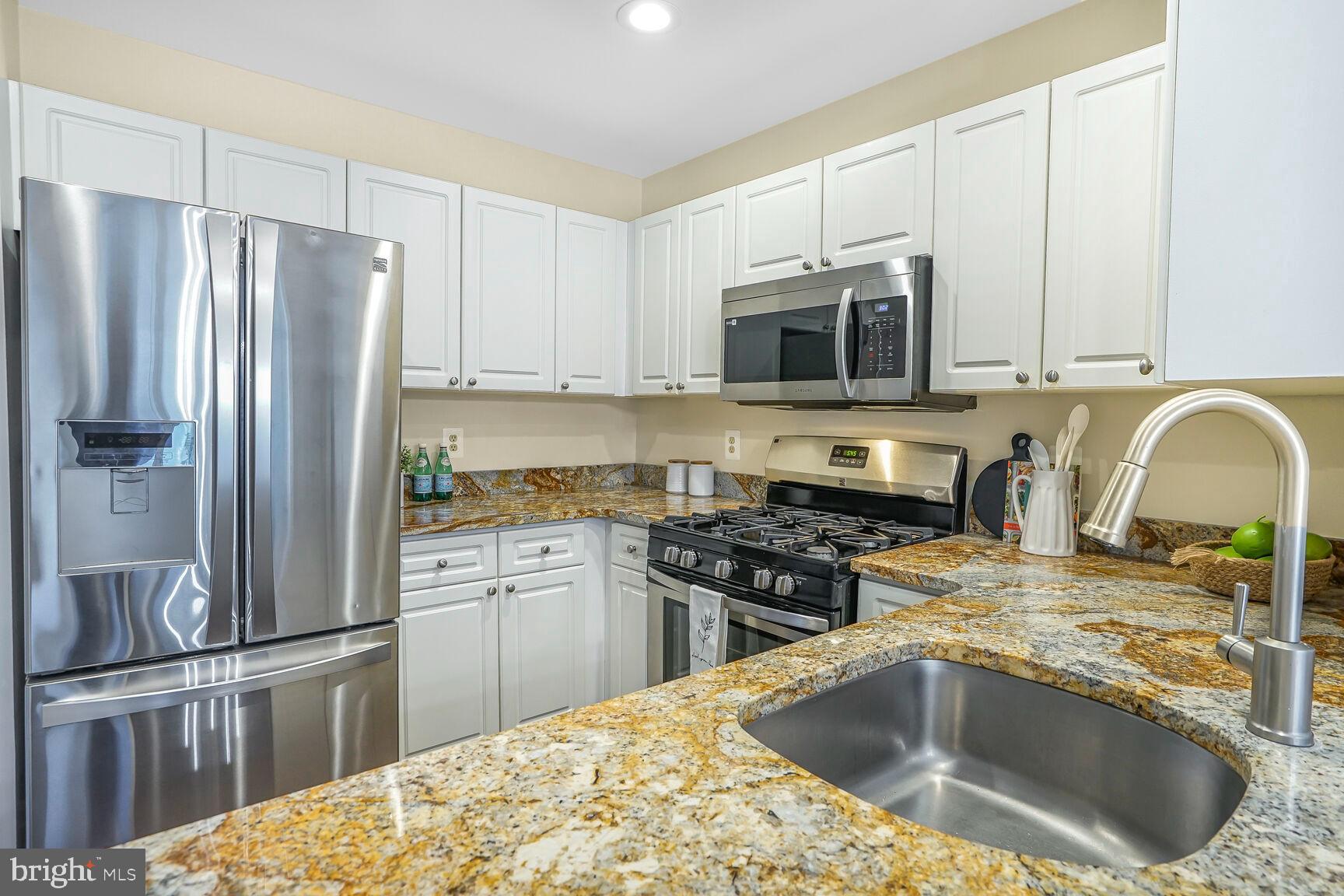 5575 Seminary Rd #213