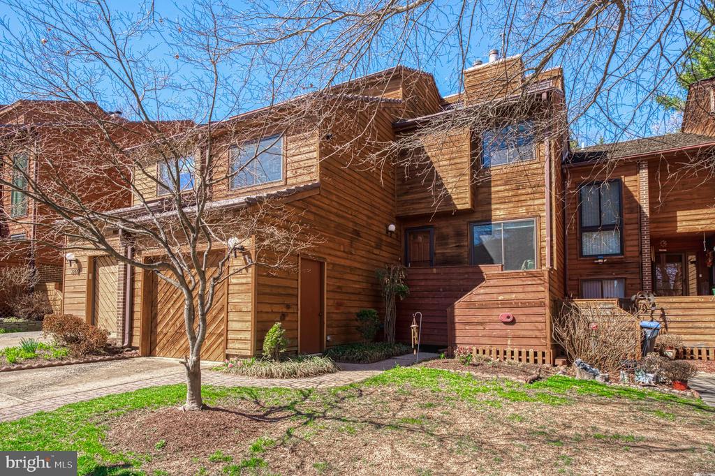 2211 Cedar Cove Ct