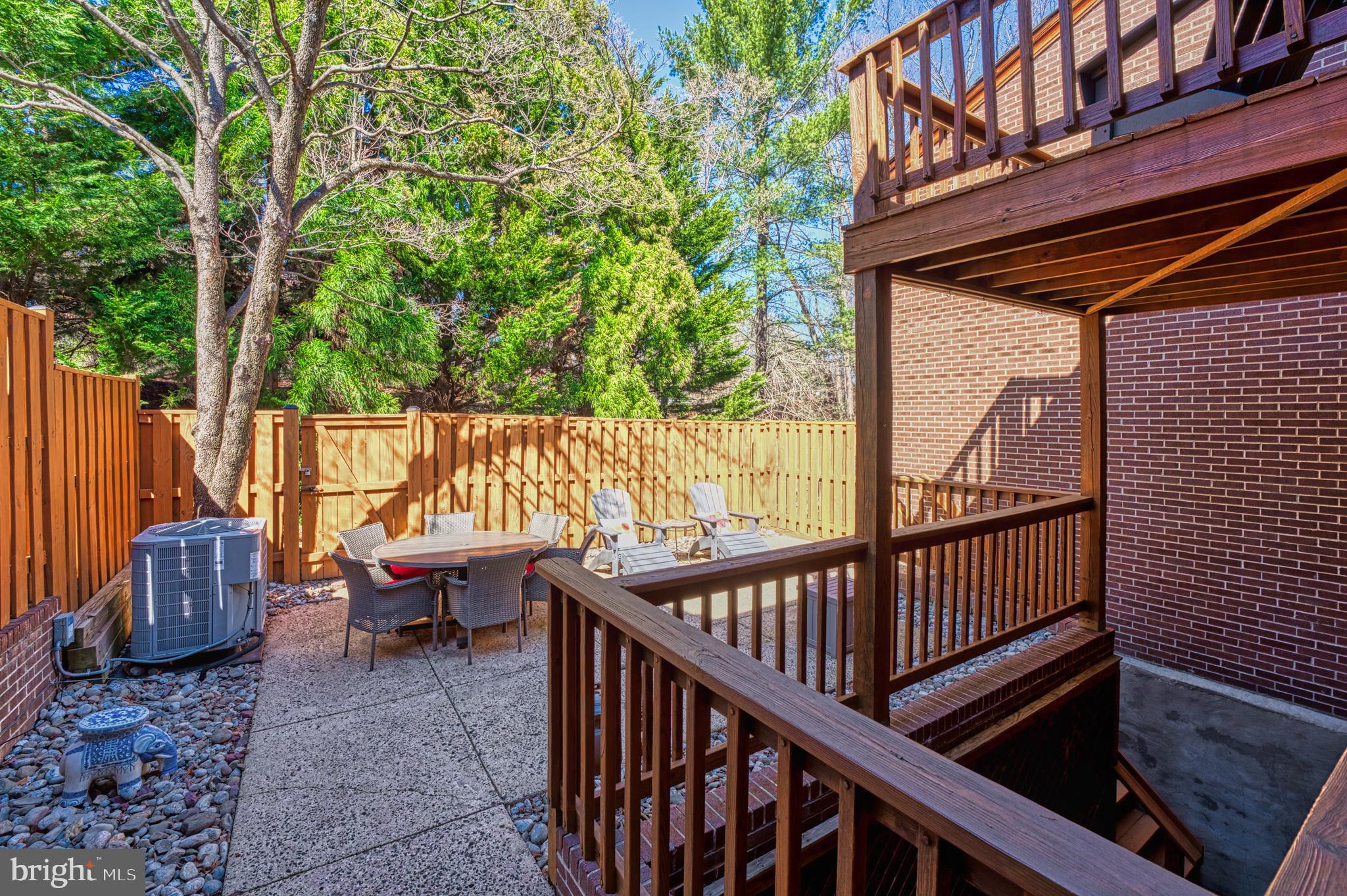2211 Cedar Cove Ct