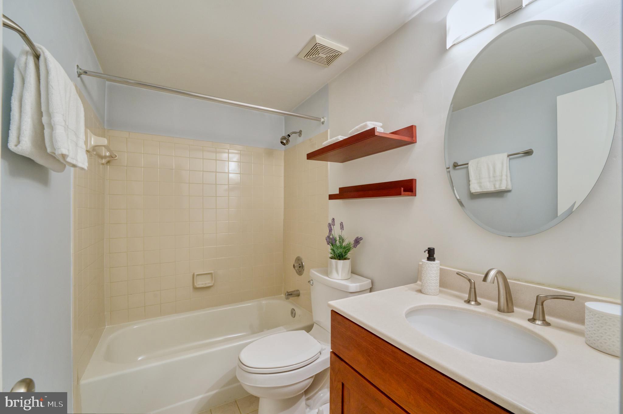 2211 Cedar Cove Ct